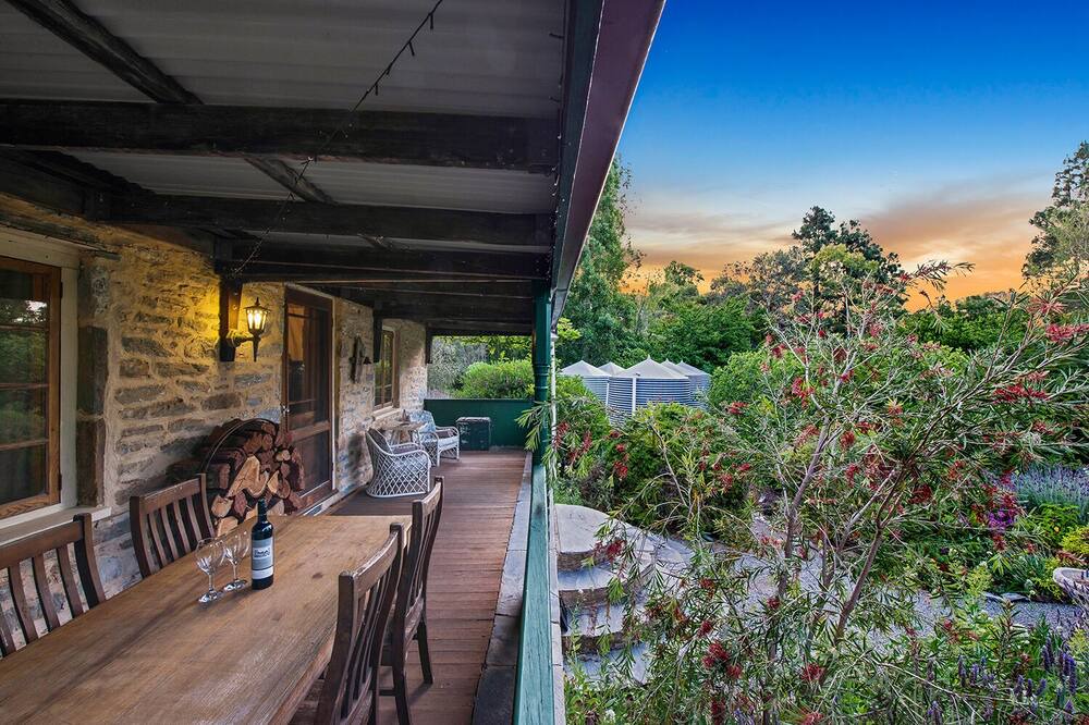 Photo of Patio Balcony in Second Valley