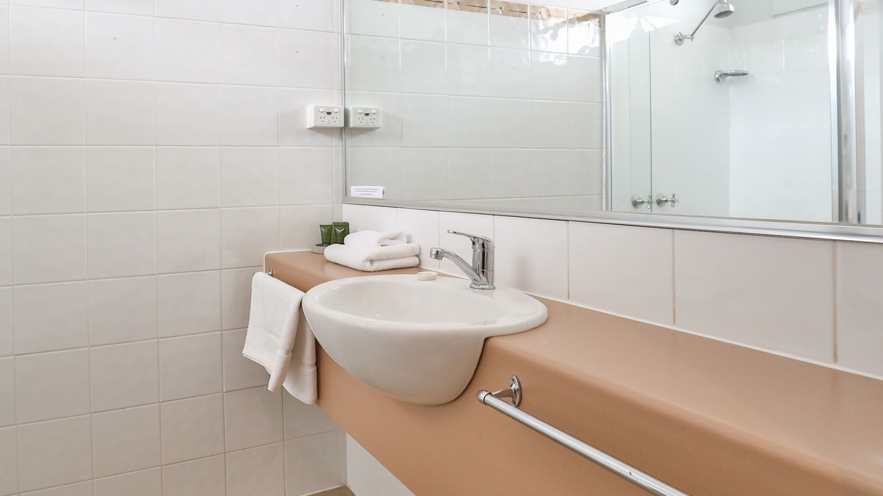 Photo of Bathroom in Robinvale