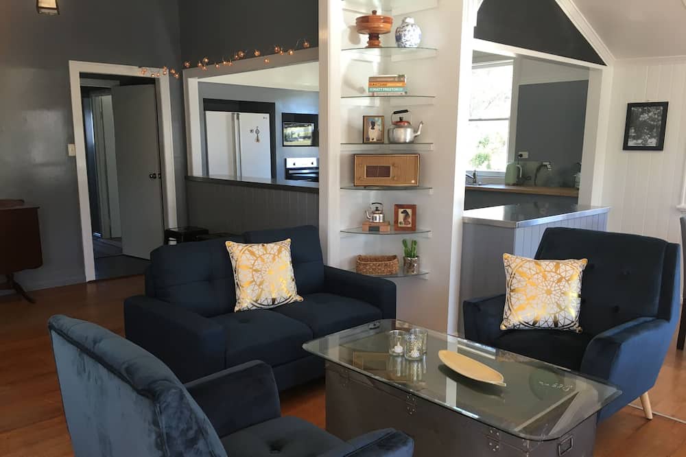 Photo of Livingroom in Stanthorpe