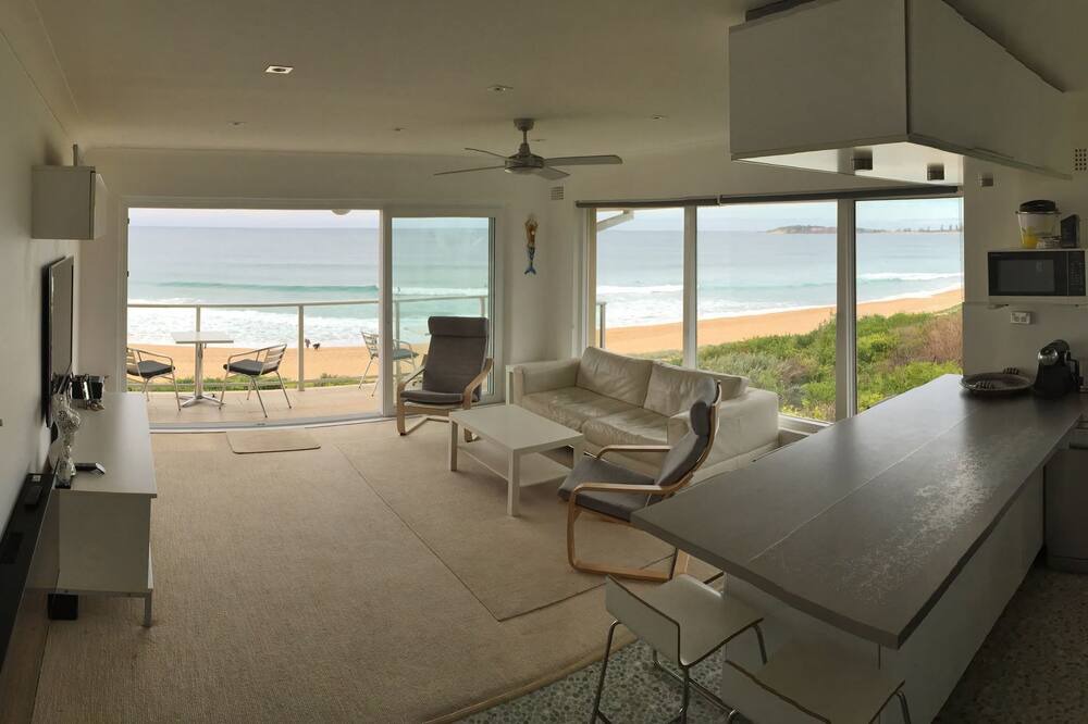 Photo of Livingroom in Narrabeen