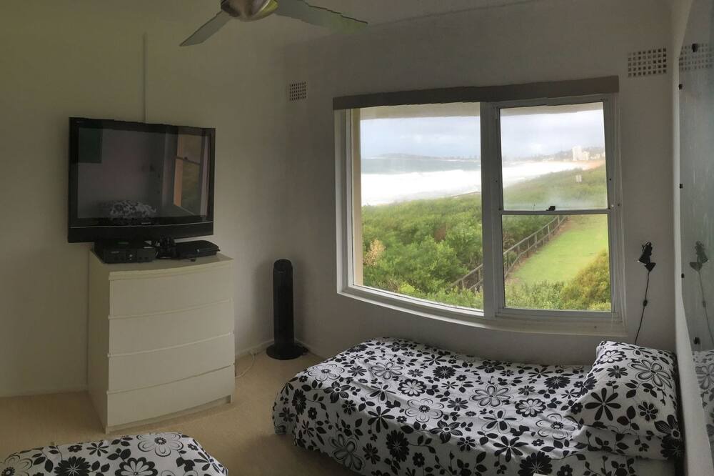 Photo of Bedroom in Narrabeen