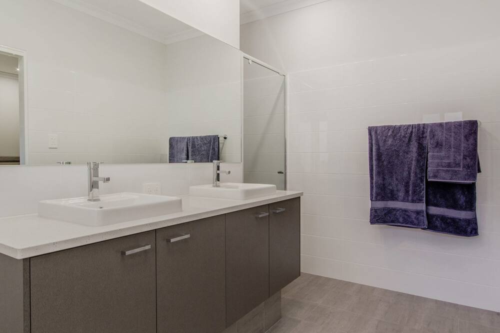 Photo of Bathroom in Wannanup
