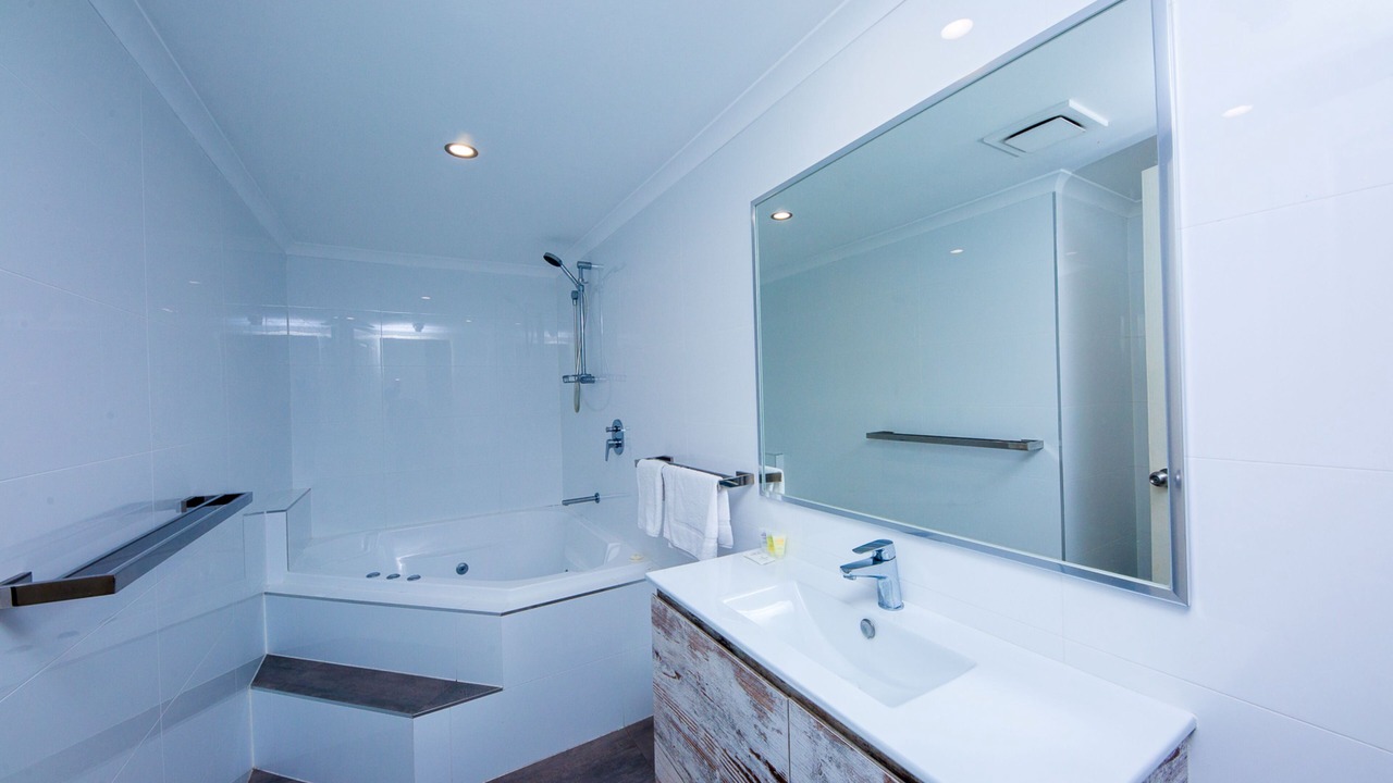 Photo of Bathroom in Biggera Waters