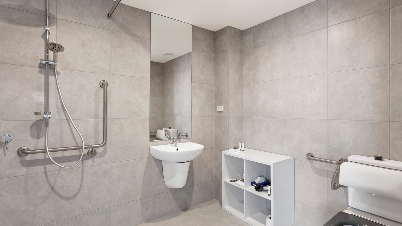 Photo of Bathroom in Ivanhoe