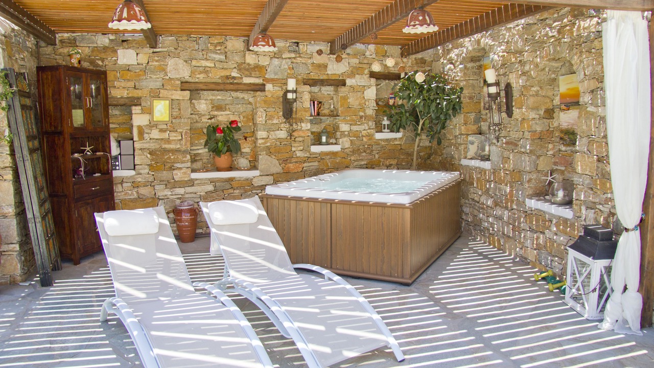 Photo of Outdoor in Kamares