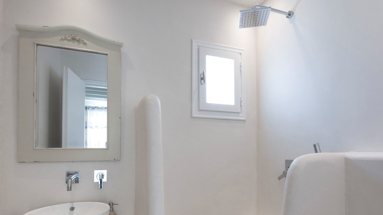 Photo of Bathroom in Kanalia