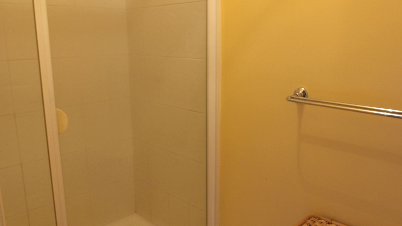 Photo of Bathroom in Buckland