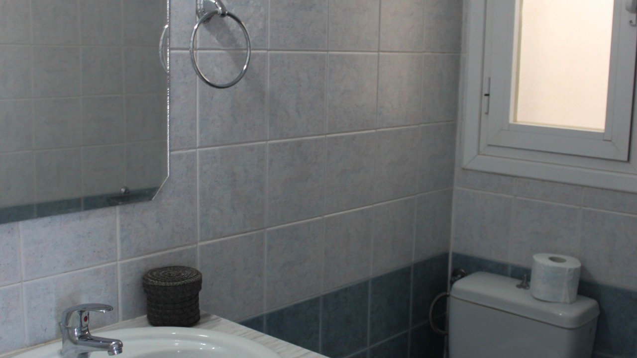 Photo of Bathroom in Vari