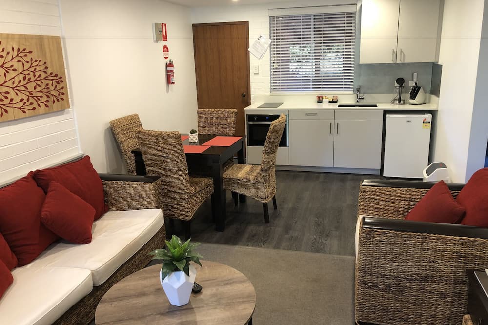 Photo of Livingroom in Broulee
