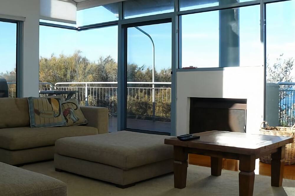Photo of Livingroom in Somers