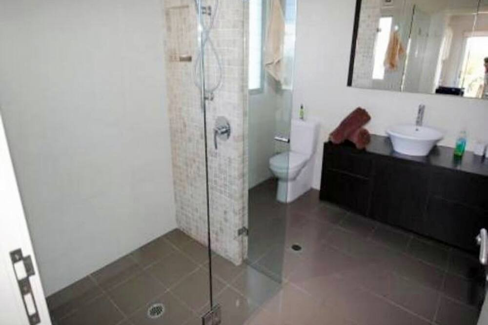 Photo of Bathroom in Culburra Beach