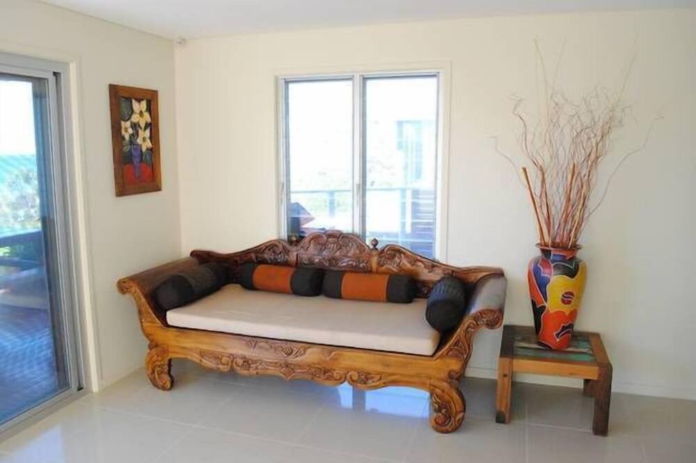 Photo of Livingroom in Culburra Beach