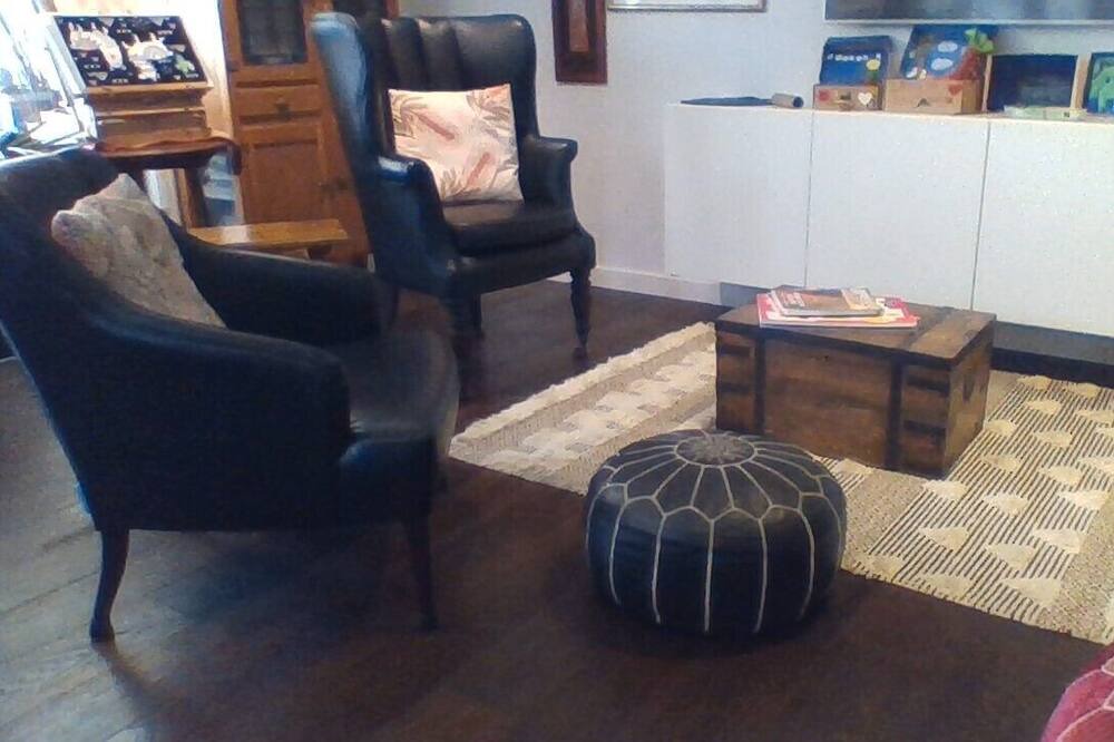 Photo of Livingroom in North Wollongong