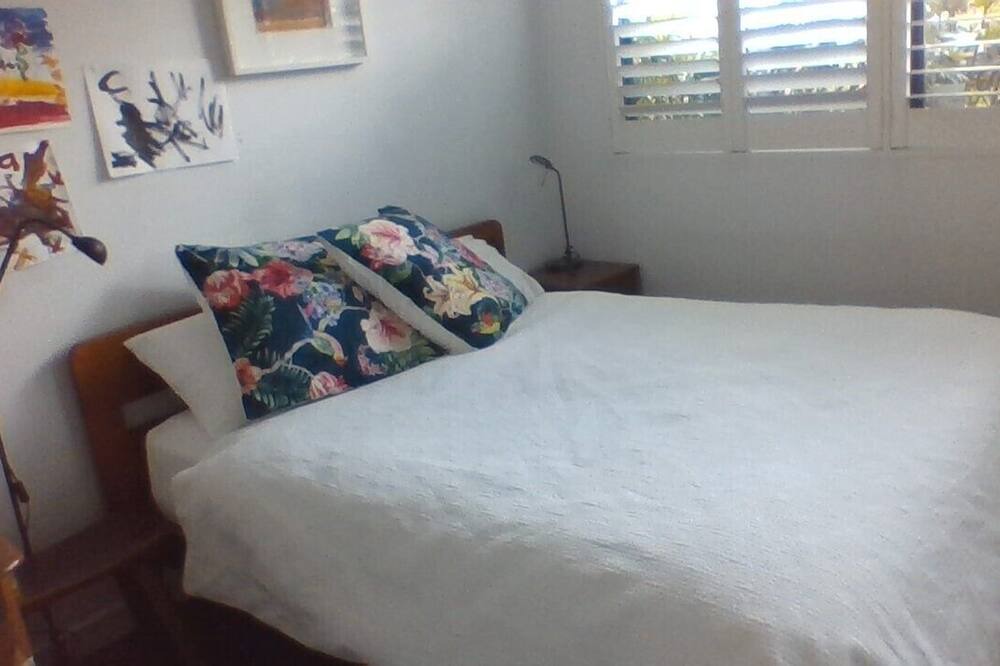 Photo of Bedroom in North Wollongong