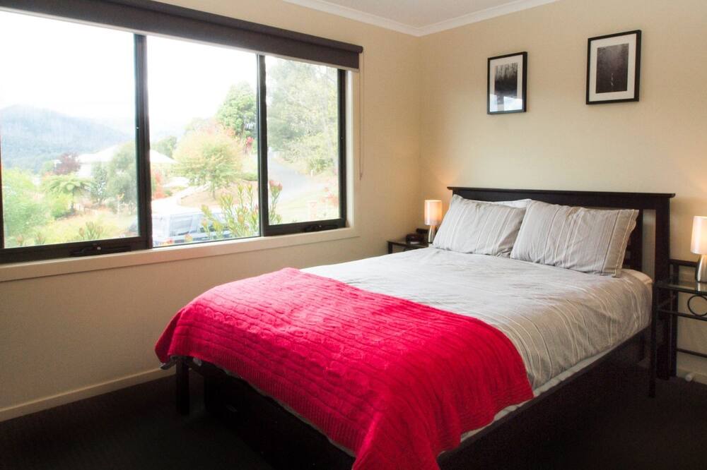 Photo of Bedroom in Marysville