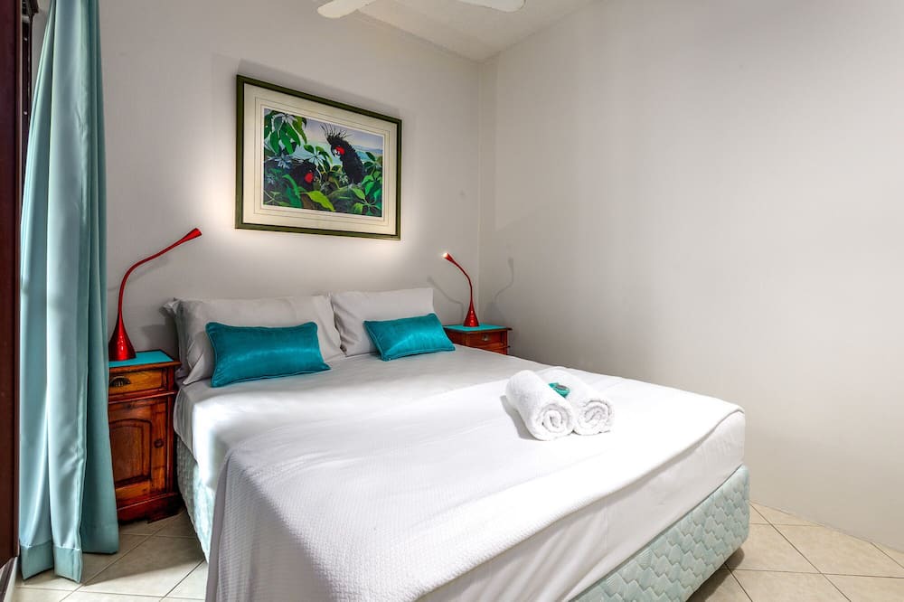 Photo of Bedroom in Palm Cove