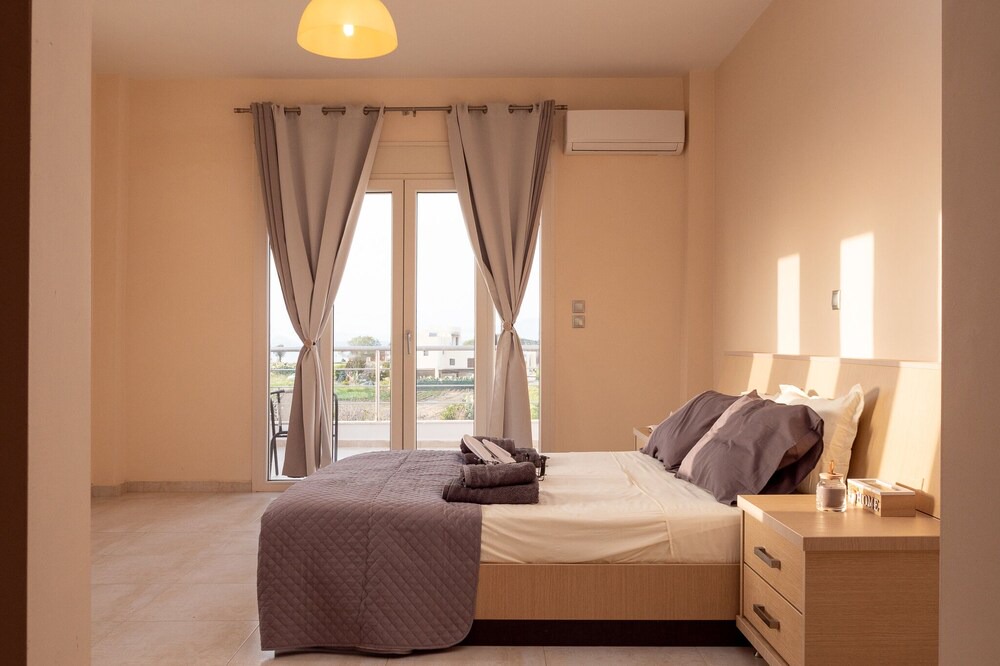 Photo of Bedroom in Petaloudes