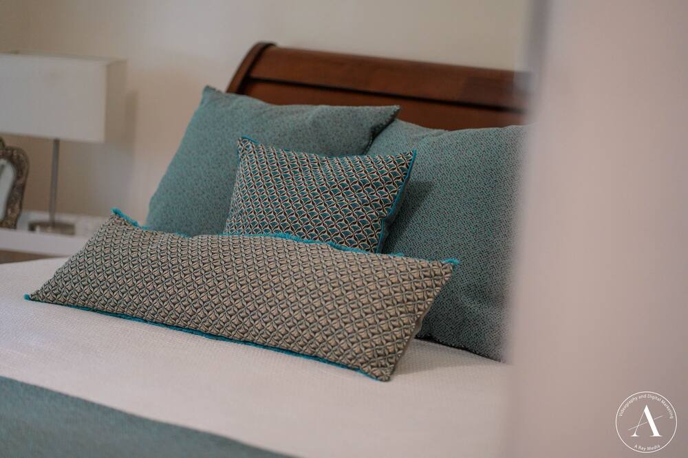 Photo of Bedroom in Woodside