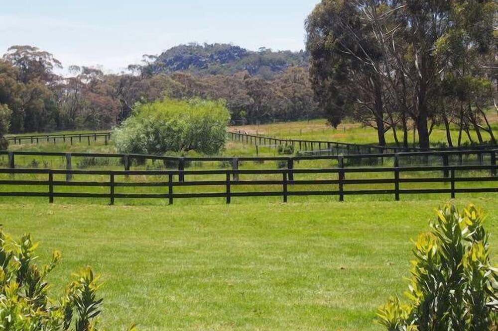 Photo of Outdoor in Woodend