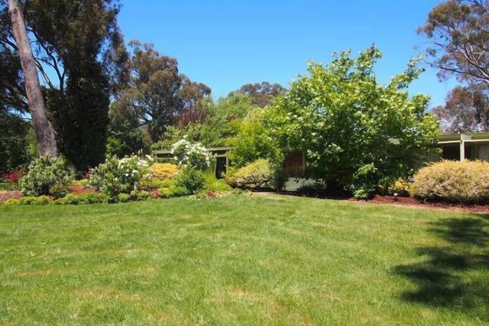 Photo of Outdoor in Woodend