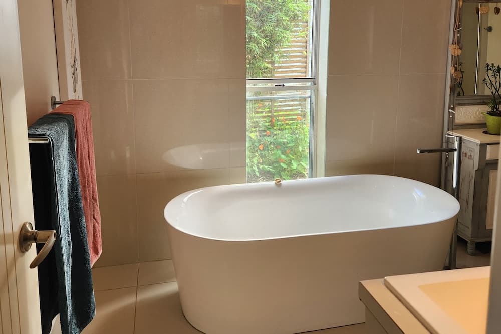 Photo of Bathroom in Cooroy
