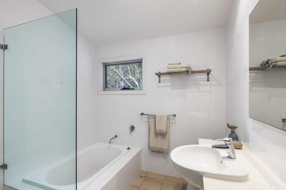 Photo of Bathroom in Pretty Beach Central Coast
