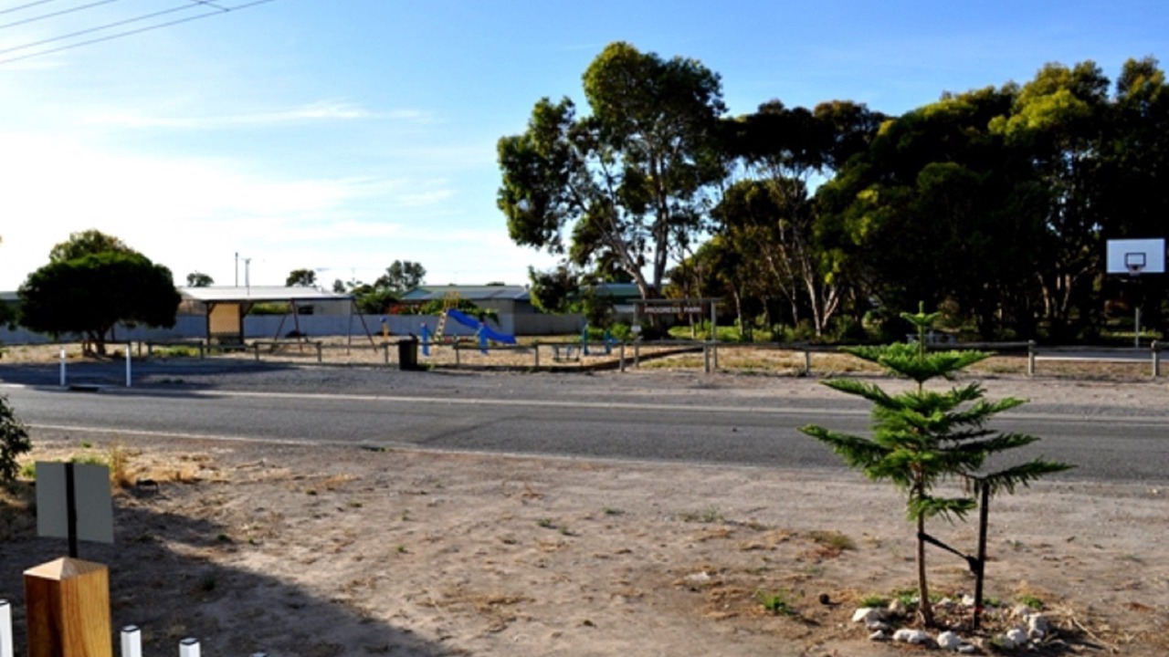 Photo of Others in Minlacowie