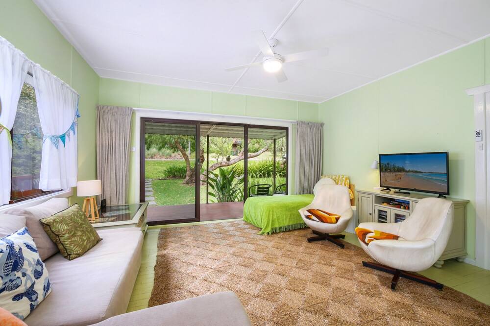 Photo of Livingroom in Bateau Bay