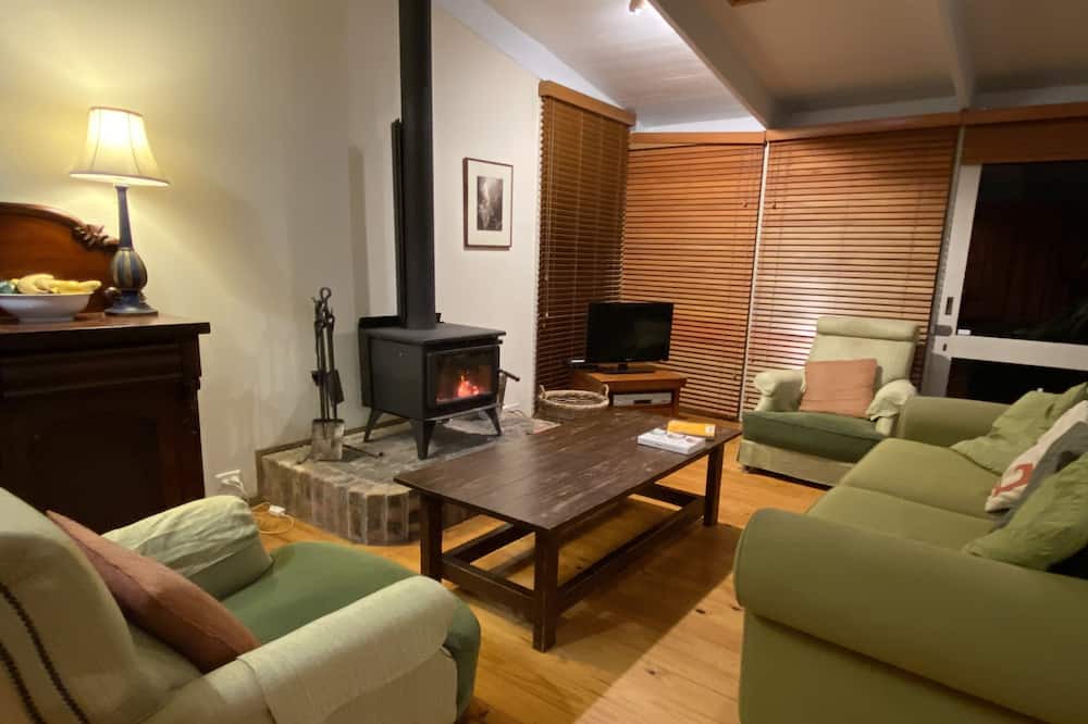 Photo of Livingroom in South Durras