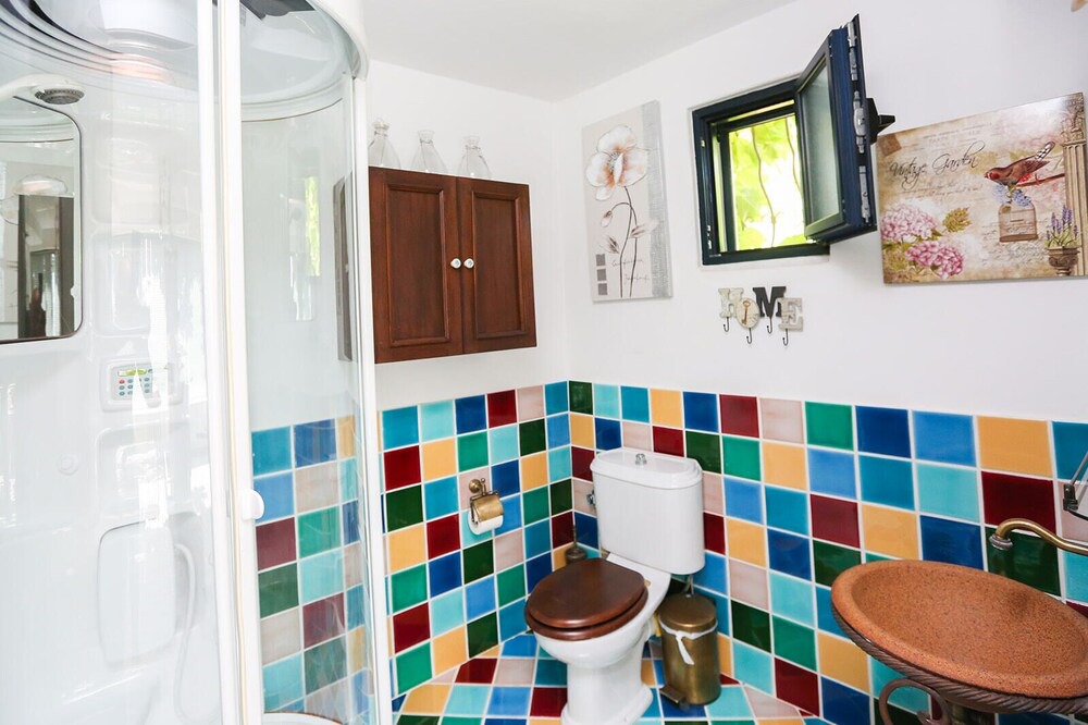 Photo of Bathroom in Achladies