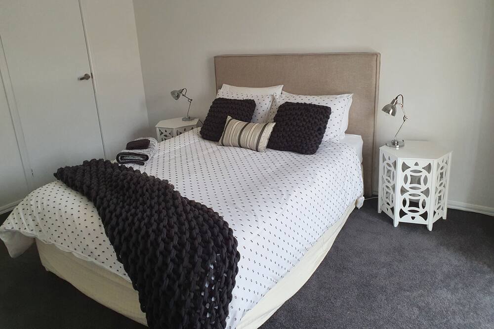 Photo of Bedroom in Lake Wendouree