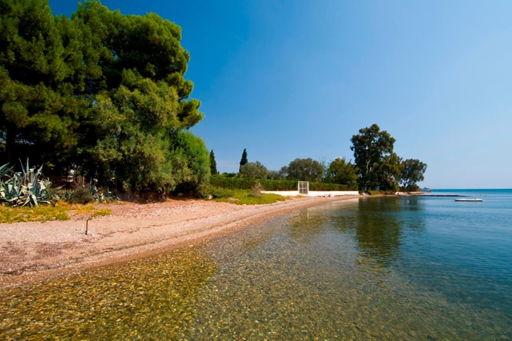 Photo of Others in Eretria