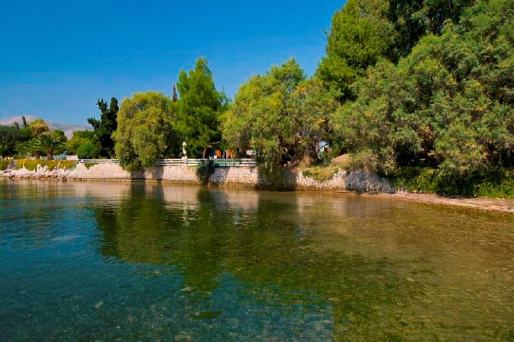 Photo of Others in Eretria