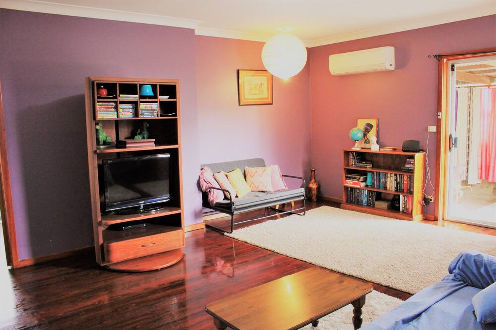 Photo of Livingroom in Port Lincoln