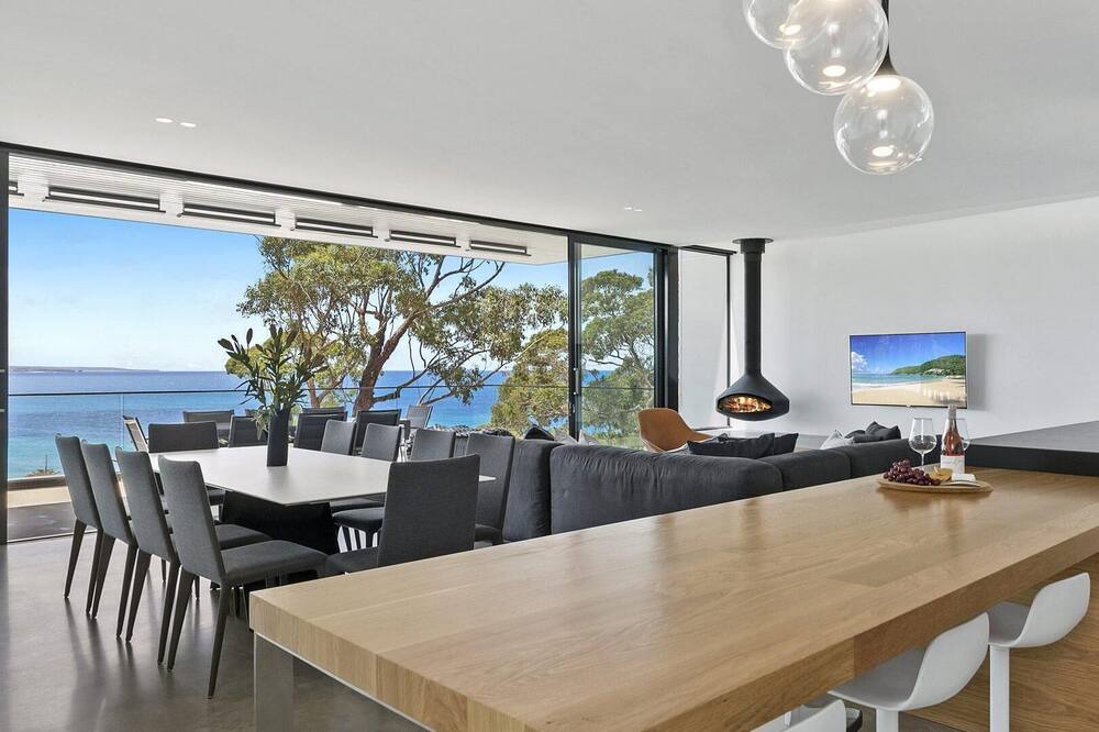 Photo of Others in Lorne