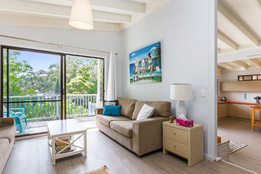 Photo of Livingroom in Pretty Beach Central Coast