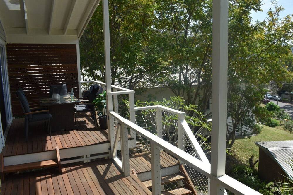 Photo of Patio Balcony in Pretty Beach Central Coast