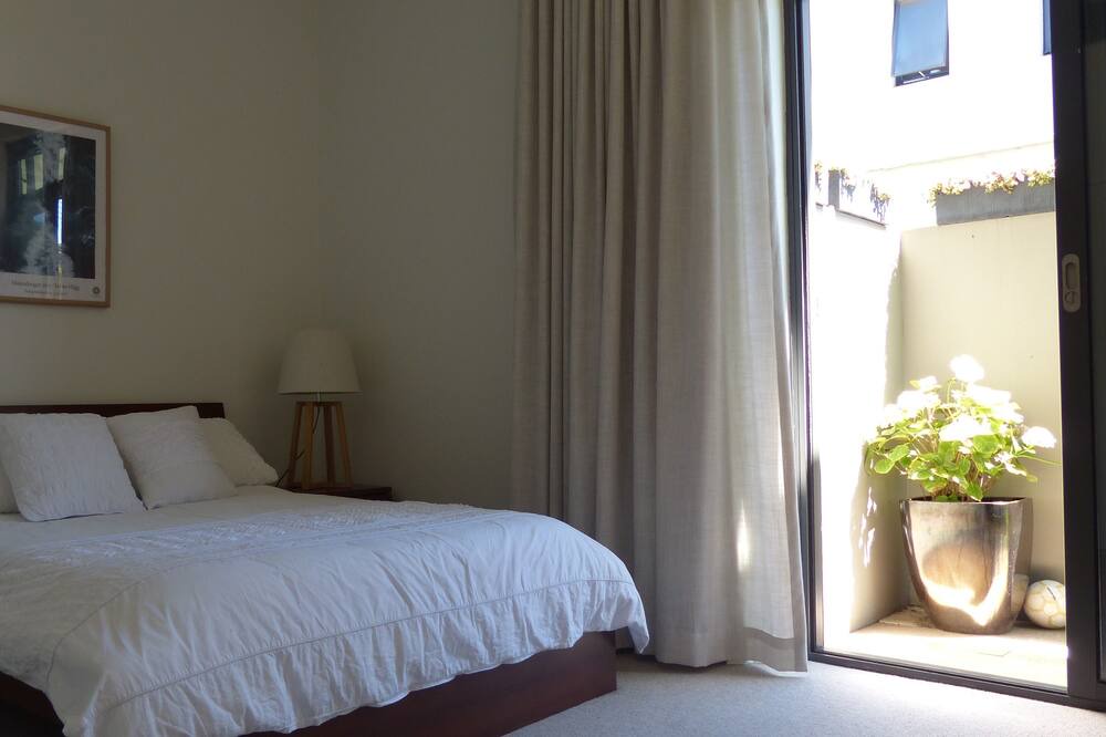 Photo of Bedroom in Bronte