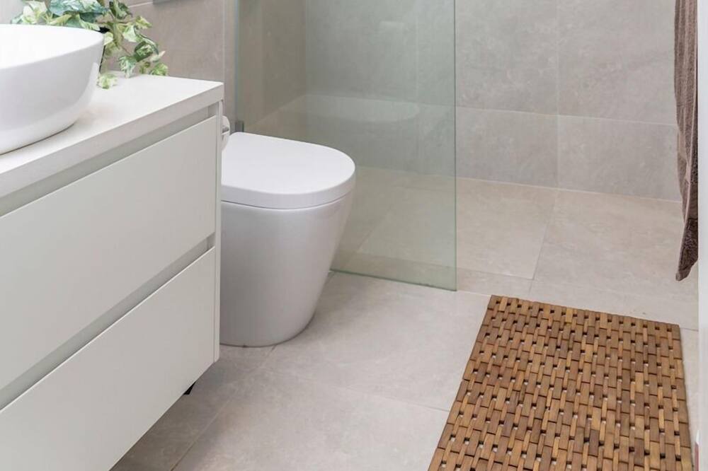 Photo of Bathroom in Bronte