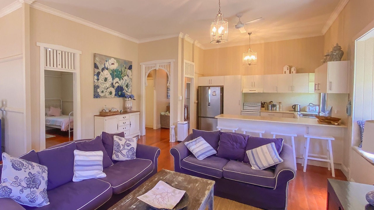 Photo of Livingroom in Oaky Creek