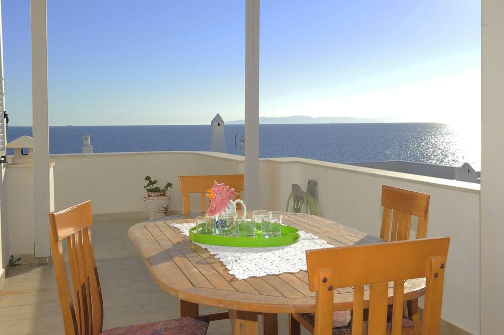 Photo of Patio Balcony in Megas Gialos