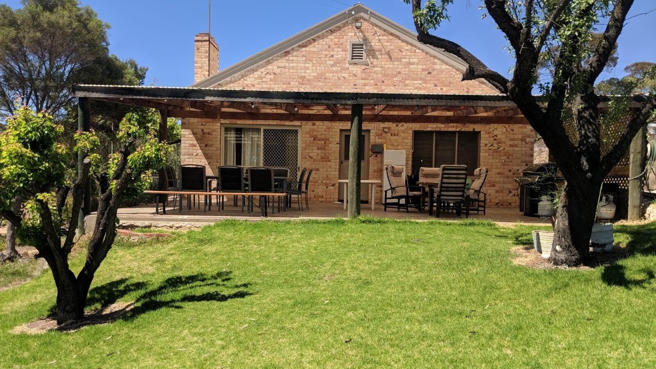 Photo of Outdoor in Lowbank