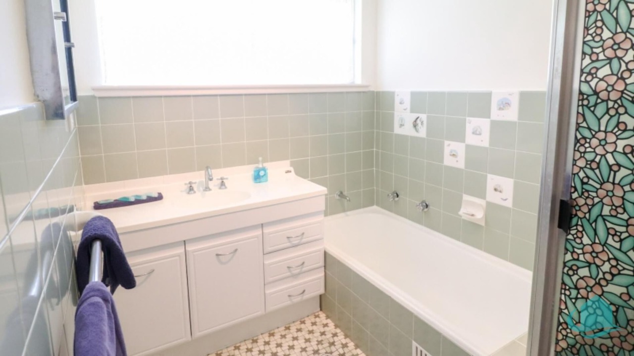 Photo of Bathroom in Caves Beach
