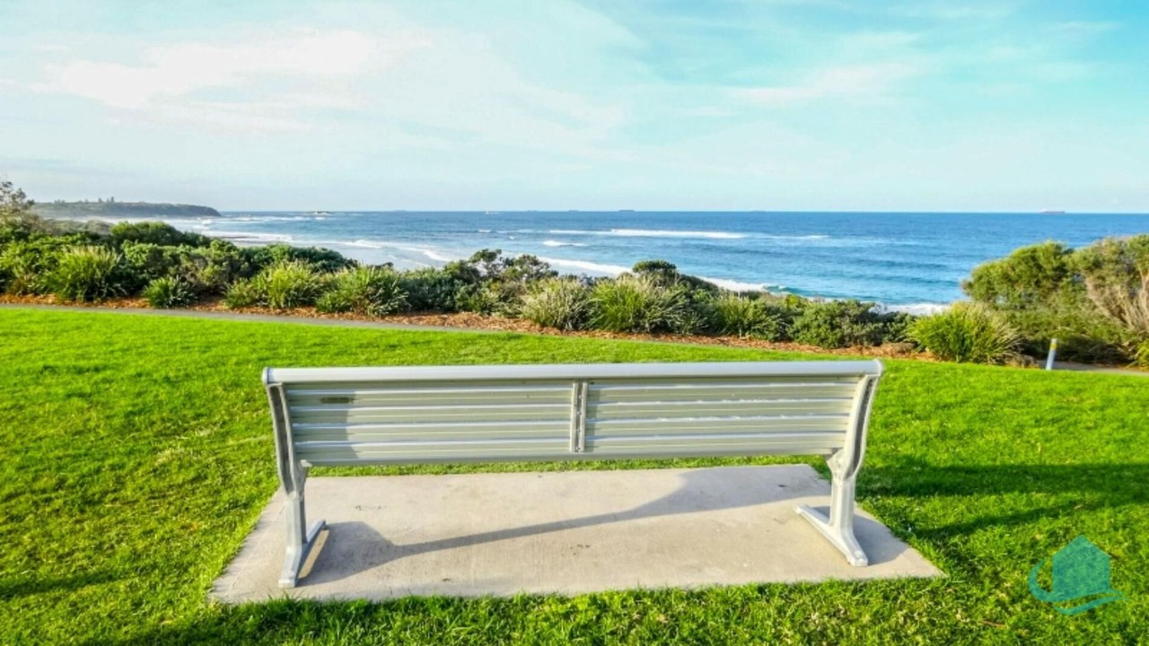 Photo of Outdoor in Caves Beach