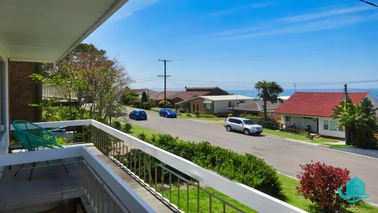 Photo of Outdoor in Caves Beach
