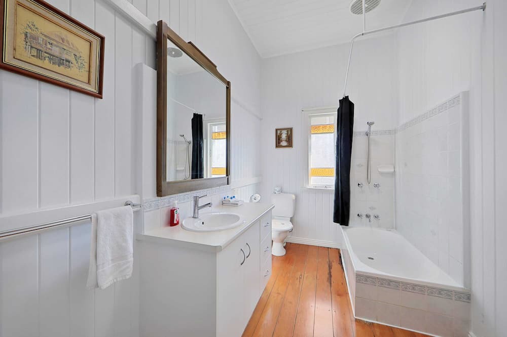 Photo of Bathroom in Bundaberg West