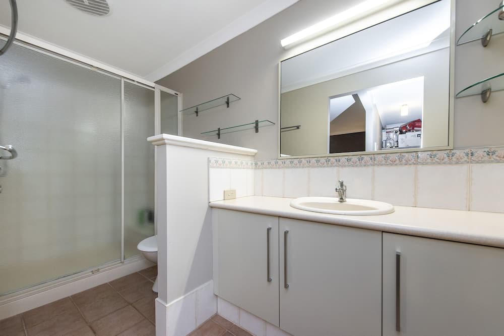 Photo of Bathroom in Brigadoon