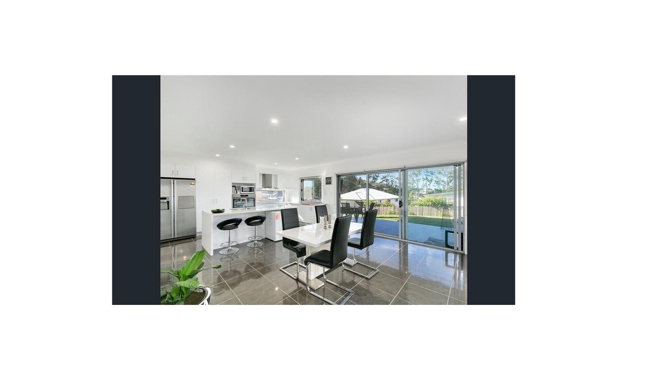 Photo of Others in Oxenford