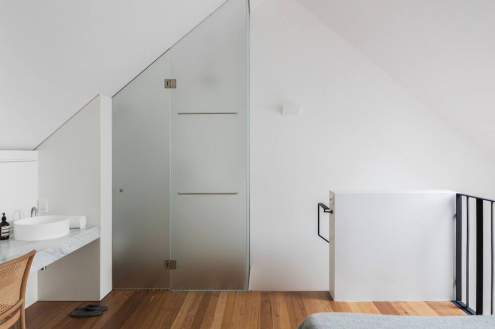 Photo of Bathroom in Pyrmont