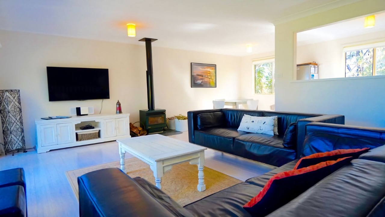 Photo of Livingroom in Erowal Bay